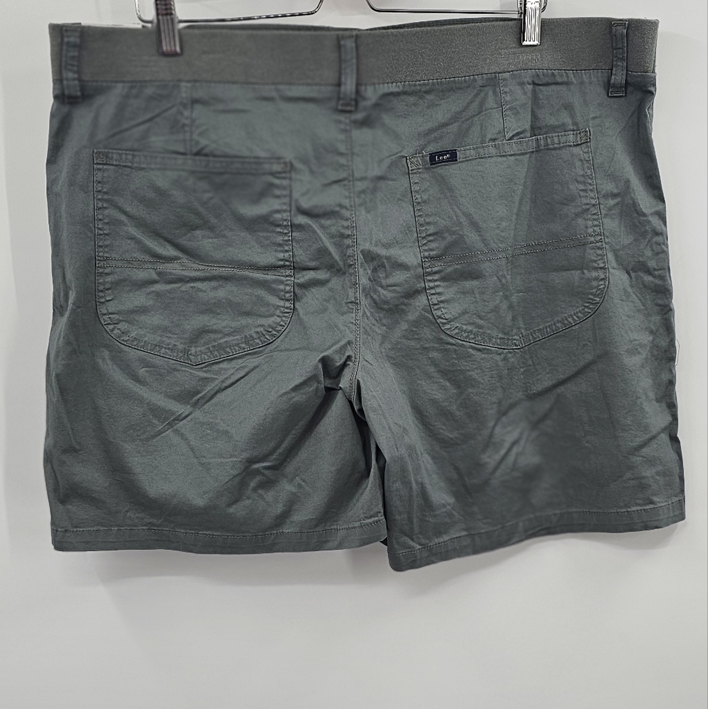 Lee Green Utility Shorts NWT Size 20 - Picture 4 of 8
